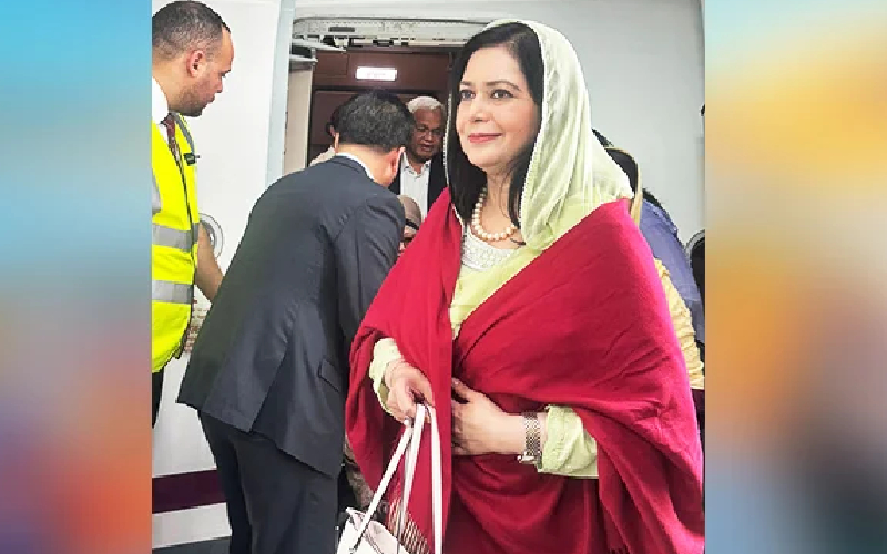 তারেক রহমান (জন্ম: ২০ নভেম্বর ১৯৬৫) হলেন একজন বাংলাদেশি রাজনীতিবিদ। বর্তমানে তিনি বাংলাদেশ জাতীয়তাবাদী দলের ভারপ্রাপ্ত চেয়ারম্যান। এছাড়াও তিনি দৈনিক দিনকাল সংবাদপত্রের সম্পাদক ও প্রকাশক (ভারপ্রাপ্ত)।
